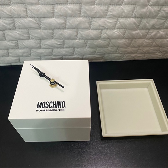 Moschino “Time 4 Pirates”, Watch/Bracelet Charm - Picture 6 of 12